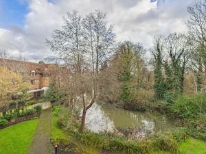 Rear View- click for photo gallery